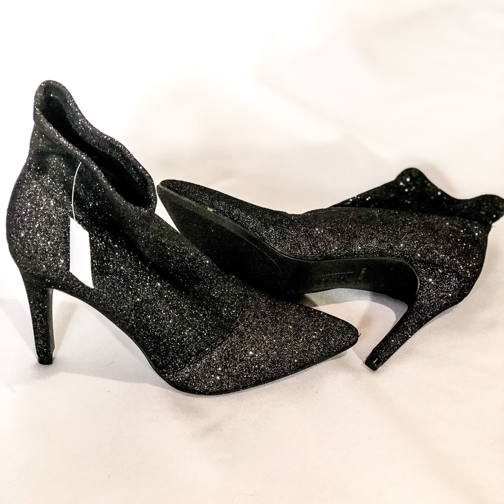 Sparkling ✨ Snug-Fit Sleeved 4” Heel Ankle Boots